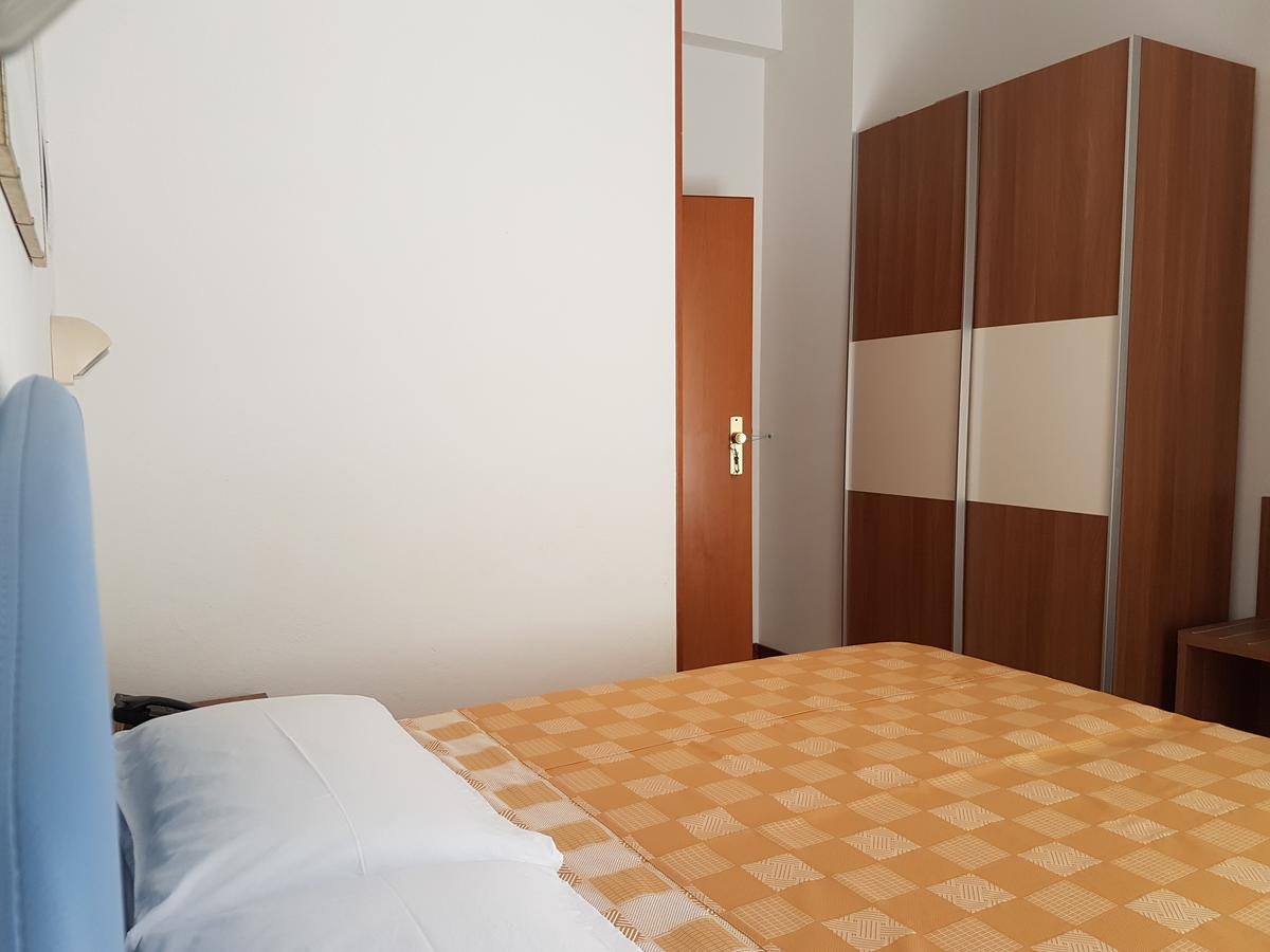 Hotel La Falena Червія Екстер'єр фото