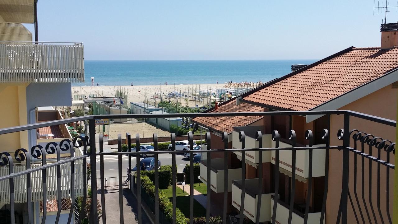 Hotel La Falena Червія Екстер'єр фото